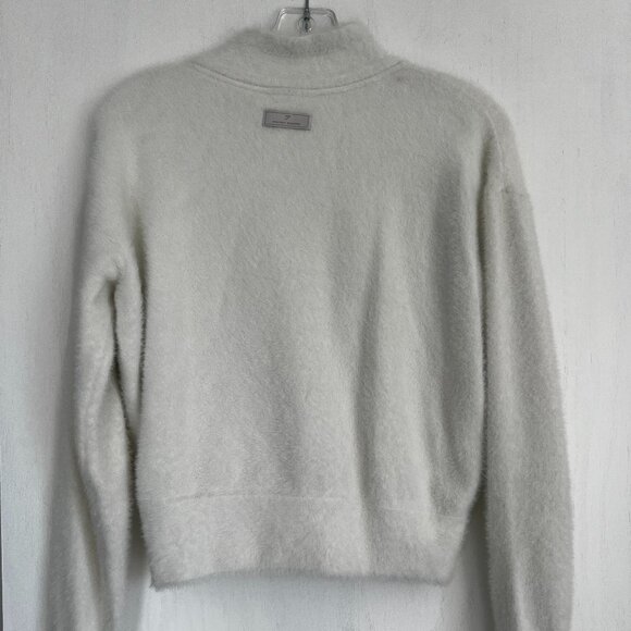 LIKE NEW Gymshark Whitney Eyelash Knit Jacket - Skylight White Size Small - Picture 6 of 7